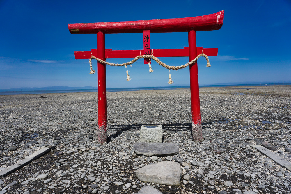 神秘的なパワースポット海中鳥居 九州のおすすめ観光スポットを紹介 アウトドア部log